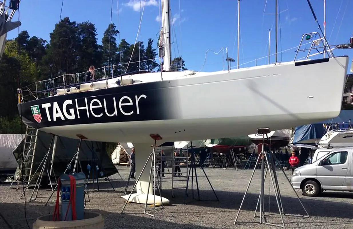 Produksjon av båtdekor for TAG Heuer
