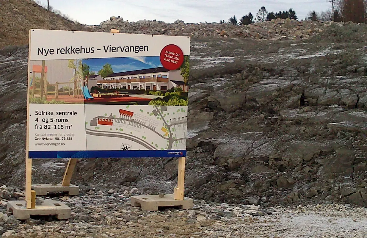 Byggeseil på gjerde