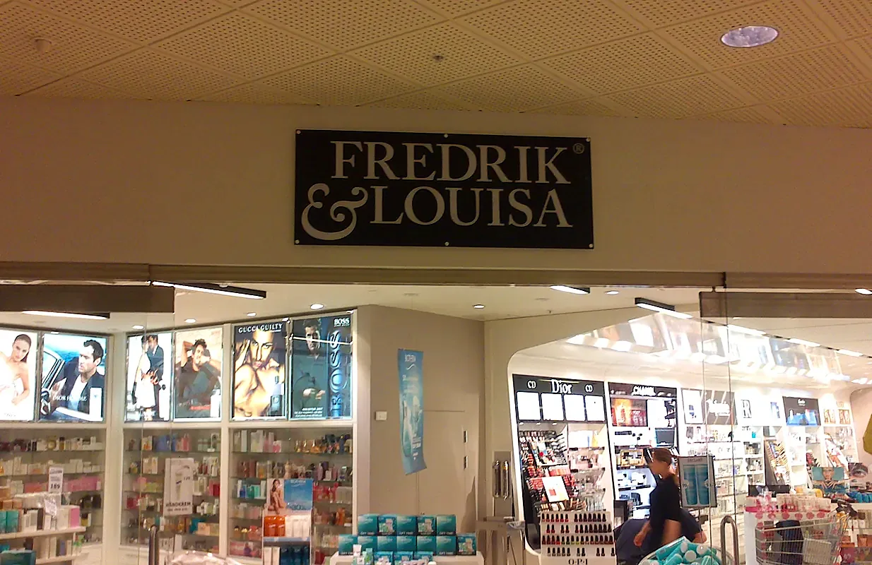 Skilt på fasade