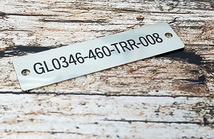 Lasergravert skilt i aluminium